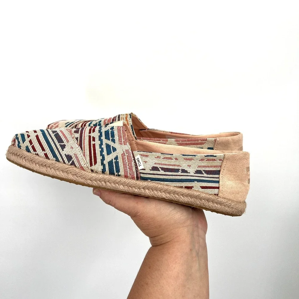 TOMS Classic Alpargata slip-on southwestern geometric print shoes casual 9.5
